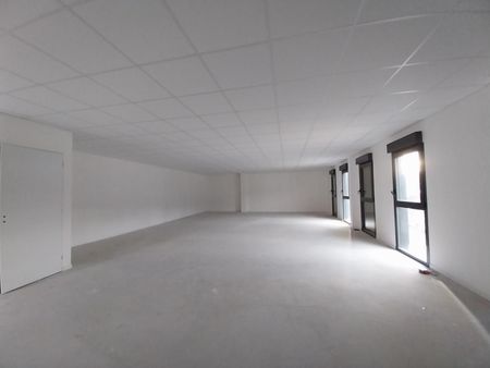 bureaux 116 m²