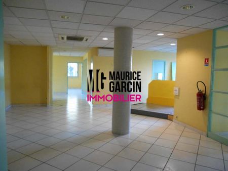 local 134 m² carpentras