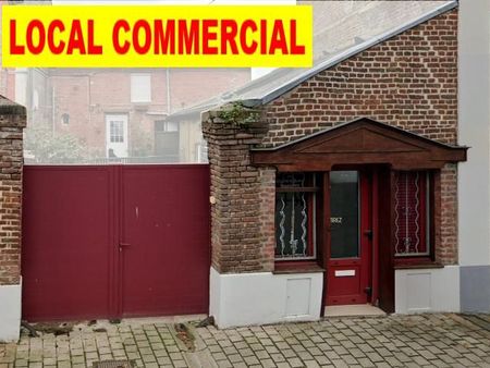 loue local commercial a rue (80120)