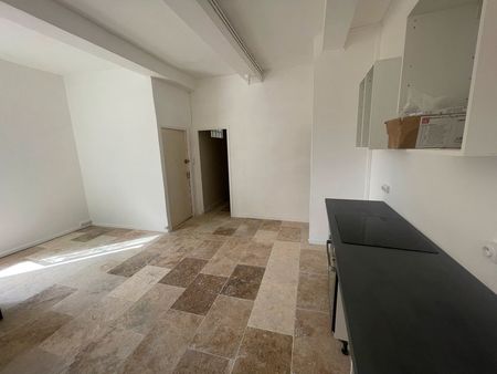 appartement refait a neuf 2 chambres