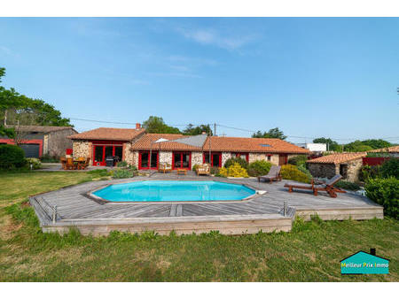 vente demeure d'exception piscine à saint-philbert-de-grand-lieu (44310) : à vendre piscin
