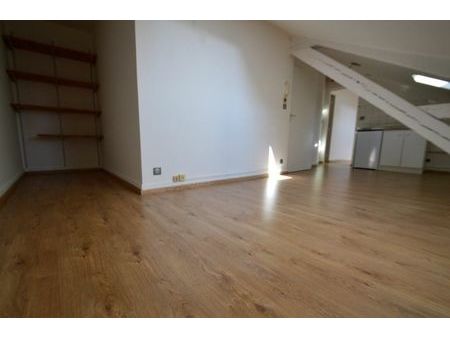 location appartement  m² t-2 à périgueux  290 €