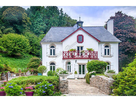 vente maison à châteauneuf-du-faou (29520) : à vendre / 250m² châteauneuf-du-faou