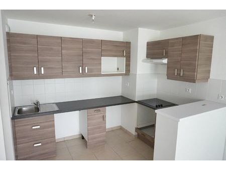 location appartement  56.6 m² t-3 à montpellier  835 €
