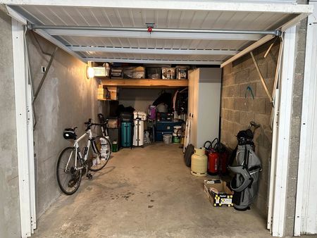garage fermé villégiales alès