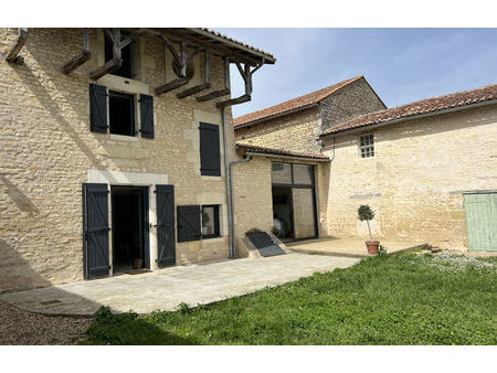 vente maison 7 pièces 185 m² neuville-de-poitou (86170)
