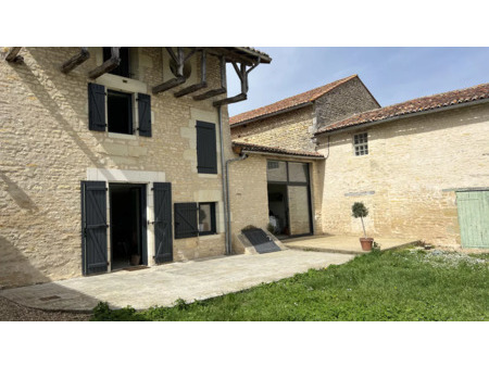 vente maison 7 pièces 200 m² neuville-de-poitou (86170)