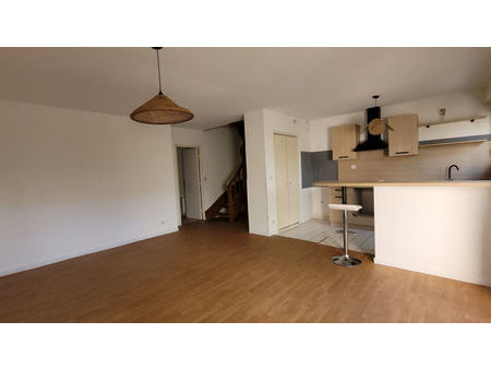 location appartement 4 pièces 85 m² carcassonne (11000)