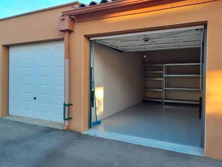 loue garage 15m2
