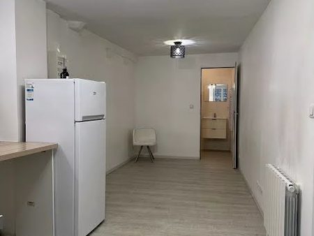 location appartement 1 pièce 18.58 m²