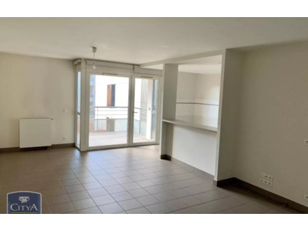 location appartement 3 pièces 86 m² saint-pierre-des-corps (37700)