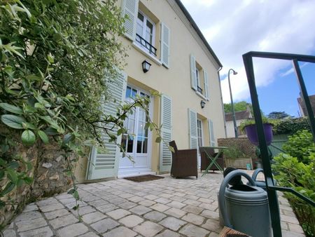 maison chambourcy 210 m² t-6 à vendre  945 000 €
