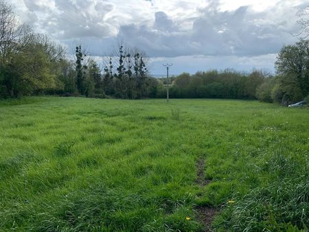 location herbage 1 hectares avec eau