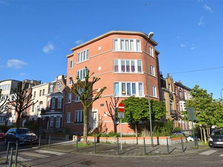 appartement à vendre à laeken € 195.000 (knymf) - homeside properties | zimmo