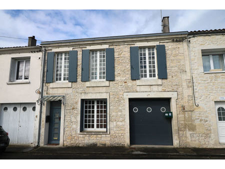 vente maison 7 pièces 199m2 saint-savinien 17350 - 357000 € - surface privée