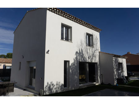 vente maison à construire 85 m² saint-maximin-la-sainte-baume (83470)
