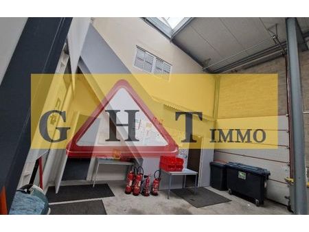 location local industriel 300 m² stains (93240)