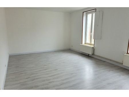 location appartement 4 pièces 101 m² feignies (59750)