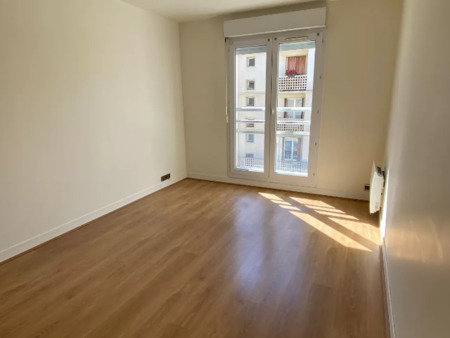 location appartement 1 pièce 21 m² évreux (27000)
