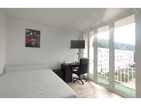 location appartement 5 pièces 77 m² saint-martin-d'hères (38400)