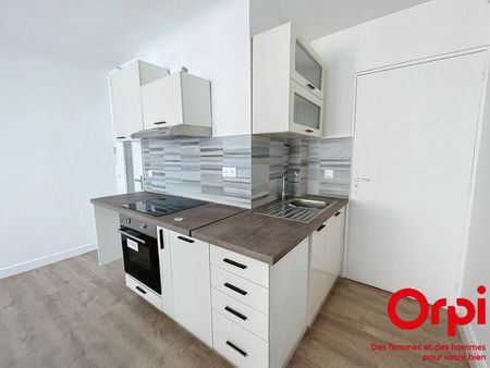 location appartement  40 m² t-1 à la ferté-bernard  480 €
