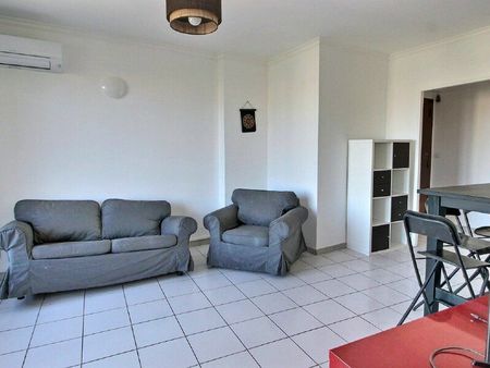 location appartement  70 m² t-4 à marseille 5  1 205 €