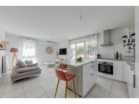 appartement grézieu-la-varenne 63.75 m² t-3 à vendre  310 000 €