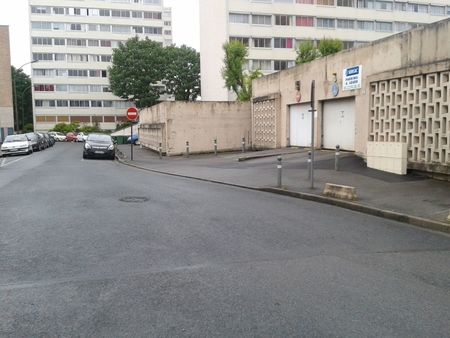 parking centre ville couvert et sécurisé