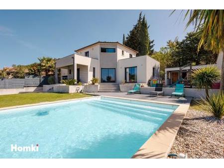 villa 118m² - terrain 658 m² - garage - piscine
