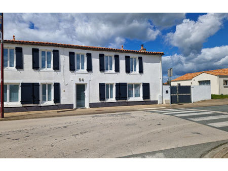 vente maison 5 pièces 160 m² saint-prouant (85110)