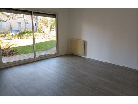 location appartement 1 pièce 46 m² cahors (46000)