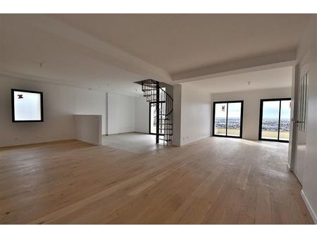 vente appartement 6 pièces 140 m²