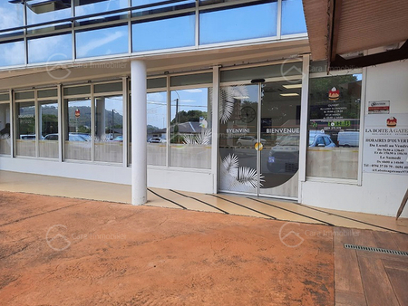 local commercial - 271m² - cayenne