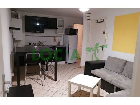 location appartement 2 pièces 36 m² dijon (21000)