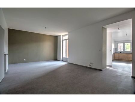 location appartement 3 pièces 88 m² le chambon-feugerolles (42500)