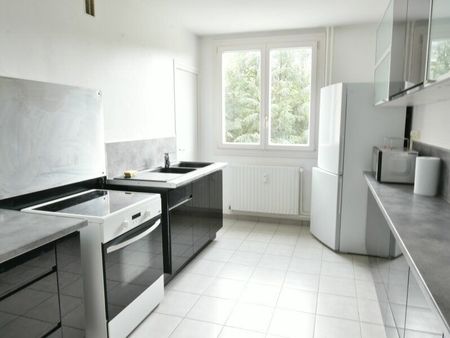 location appartement  75.66 m² t-3 à oullins  980 €