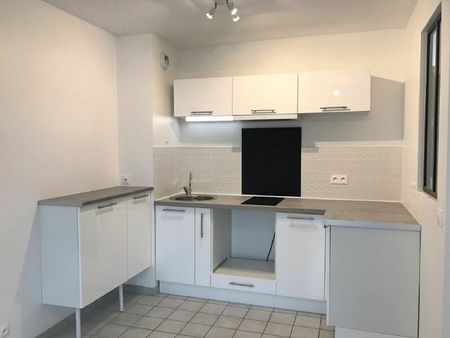 location appartement  m² t-2 à brétigny-sur-orge  764 €