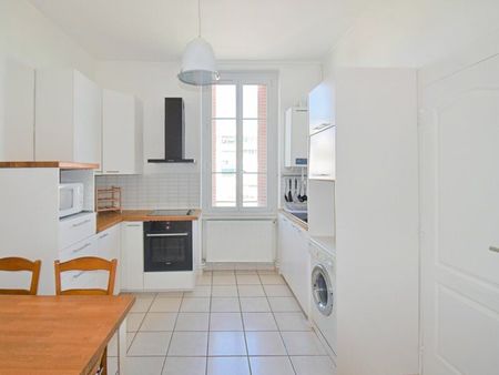location appartement  m² t-2 à lyon 8  952 €
