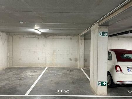 place de parking à louer à laeken