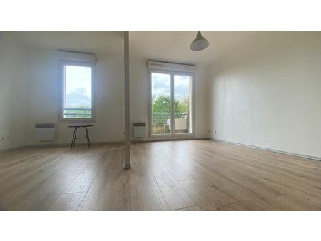 location appartement  m² t-2 à rouffiac-tolosan  475 €