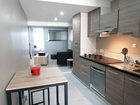 location appartement  m² t-1 à saïx  599 €