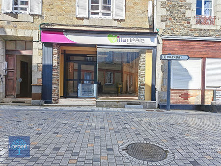 local commercial fougeres 47.45 m2