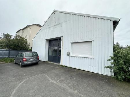 vente bureaux et commerces à saint-samson-de-bonfosse (50750) : à vendre / 205m² saint-sam