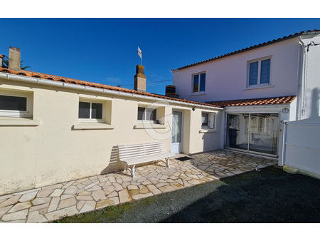 vente maison 10 pièces 232 m² l'aiguillon-sur-mer (85460)