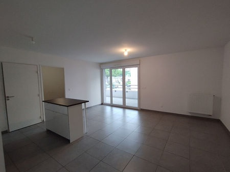 location appartement 2 pièces 44m2 marseille 12eme (13012) - 823 € - surface privée