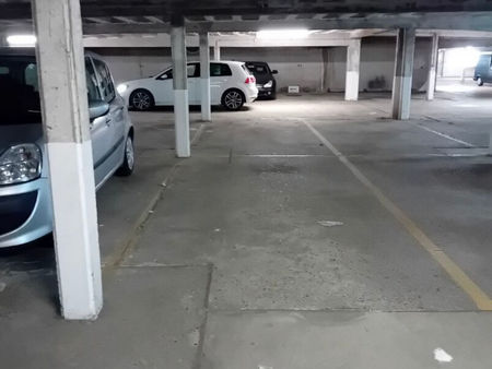 parking / box nogent sur oise 12 m2