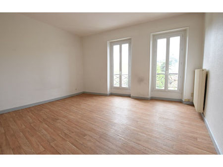location appartement 1 pièce 36 m² aiguilhe (43000)