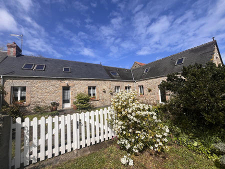 vente maison à saint-pierre-église (50330) : à vendre / 130m² saint-pierre-église