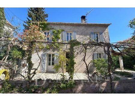 vente maison 5 pièces 100 m² châteauneuf-grasse (06740)