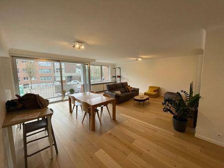 appartement 3 chambres – 140m² entièrement rénové en 2023